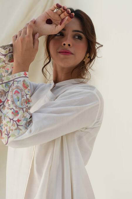 Kanika Sharma White Chanderi, Cotton, Muslin Embroidery Bandeau Neck Angarkha And Palazzo Set Online at Aza Fashions Kanika Sharma_White Chanderi, Cotton, Muslin Embroidery Bandeau Neck Angarkha And Palazzo Set _Online_at_Aza_Fashions