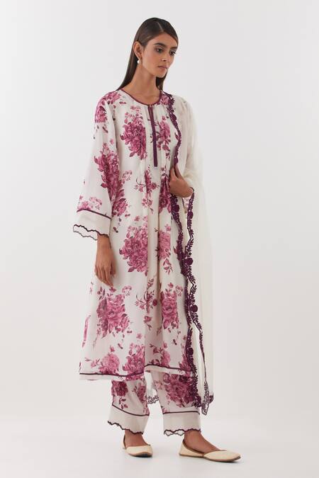 Amisha Kothari Ivory Cotton, Organza, Piping, Nishat Printed Floral Kurta Set Online at Aza Fashions Amisha Kothari_Ivory Cotton, Organza, Piping, Nishat Printed Floral Kurta Set _Online_at_Aza_Fashions