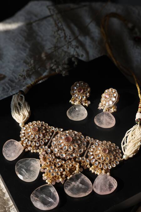 Paisley Pop Gold Plated Kundan Floral Necklace Set Online at Aza Fashions Paisley Pop_Gold Plated Kundan Floral Necklace Set_Online_at_Aza_Fashions