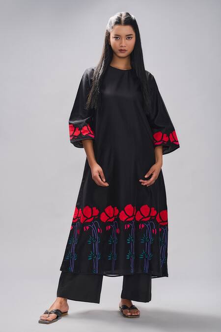 Taika By Poonam Bhagat Black Chanderi Embroidered Floral Round A-line Tunic Set Online at Aza Fashions Taika By Poonam Bhagat_Black Chanderi Embroidered Floral Round A-line Tunic Set _Online_at_Aza_Fashions