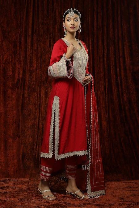 Shikhar Sharma Red Silk Chanderi Embroidered Pearl Leaf Neck Kurta Pant Set Online at Aza Fashions Shikhar Sharma_Red Silk Chanderi Embroidered Pearl Leaf Neck Kurta Pant Set _Online_at_Aza_Fashions