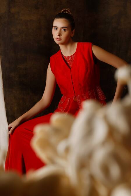 Eclat By Prerika Jalan_Red Organza, Crepe, Muslin Cut Work Round Neck Embroidered Jacket Pant Set _Online_at_Aza_Fashions