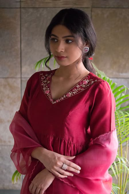 Cupid Cotton Wine Chanderi Silk, Chiffon Lace, Embroidery V-neck Kurta Palazzo Set Online at Aza Fashions Cupid Cotton_Wine Chanderi Silk, Chiffon Lace, Embroidery V-neck Kurta Palazzo Set _Online_at_Aza_Fashions