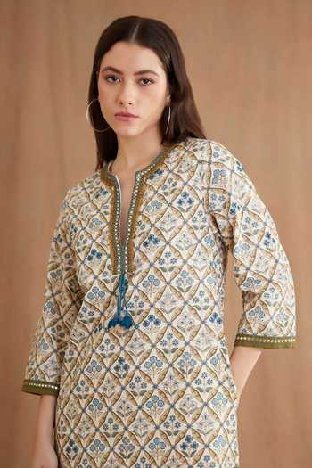 Nikasha_Blue Cotton Sequins, Mirrors Split V-neck Placket Embroidered Kurta And Pant Set _Online_at_Aza_Fashions