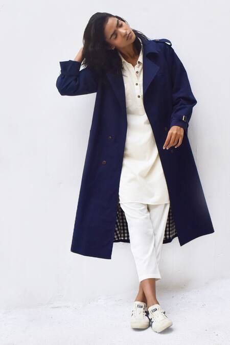 Kharakapas Blue Poplin Collared Sage Trench Coat Online at Aza Fashions Kharakapas_Blue Poplin Collared Sage Trench Coat_Online_at_Aza_Fashions