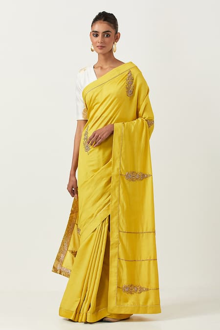 Label Earthen Yellow Chiffon Embroidery V-neck Geeta Floral Saree With Mehar Blouse Online at Aza Fashions Label Earthen_Yellow Chiffon Embroidery V-neck Geeta Floral Saree With Mehar Blouse _Online_at_Aza_Fashions