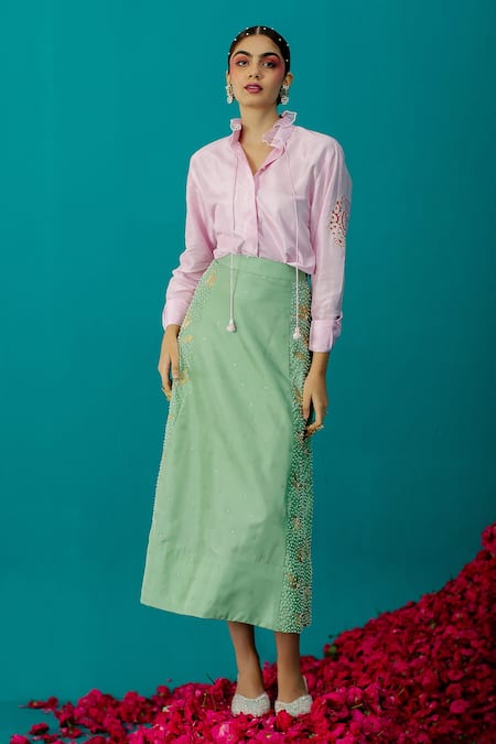 Latha Puttanna_Green Karnataka Silk Embroidered Floral Skirt _Online_at_Aza_Fashions