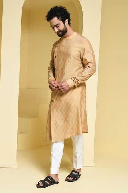 Kustomeyes_Beige Cotton, Silk Embroidery Floral Pattern Asymmetrical Kurta And Pant Set _Online_at_Aza_Fashions