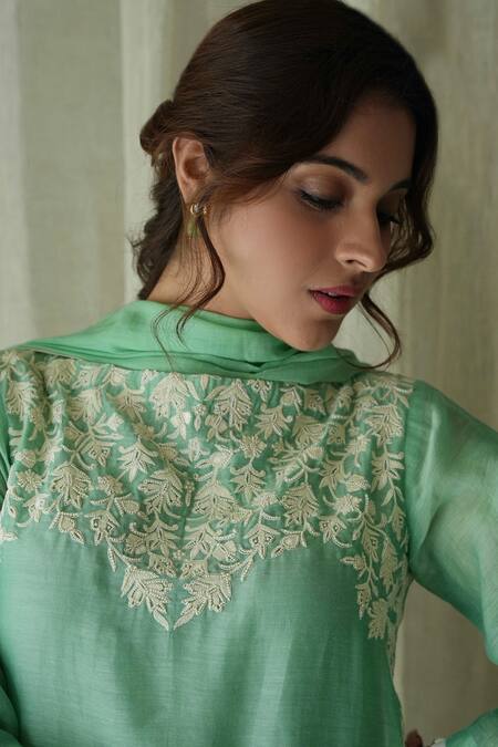 Kanika Sharma Green Chanderi Silk, Modal, Muslin Pearls, Embroidery Kurta Peshwa Pant Set Online at Aza Fashions Kanika Sharma_Green Chanderi Silk, Modal, Muslin Pearls, Embroidery Kurta Peshwa Pant Set _Online_at_Aza_Fashions
