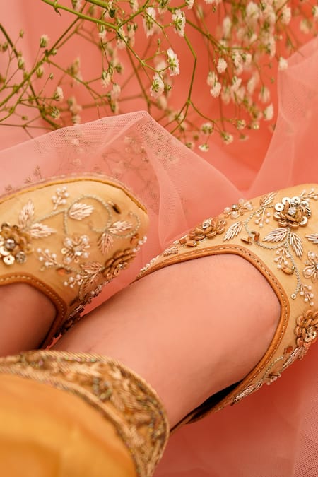Jutti Express_Beige Embroidered Masakali Sequin Juttis _Online_at_Aza_Fashions