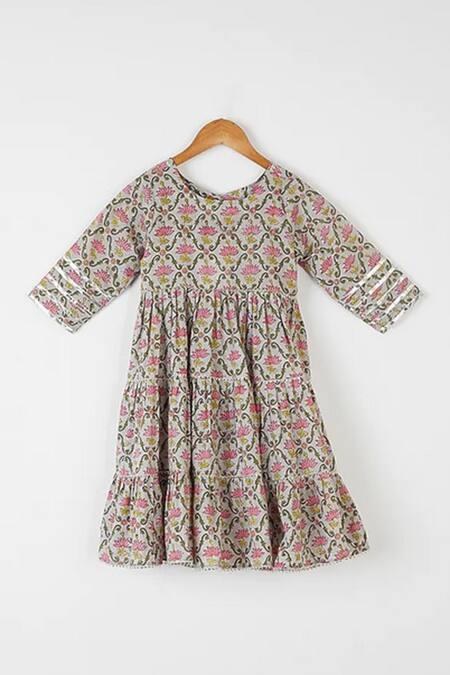 Yuvraani Jaipur_Grey Cotton, Net Gota Patti, Tassels Lotus Printed Gotapatti Anarkali Set_Online_at_Aza_Fashions