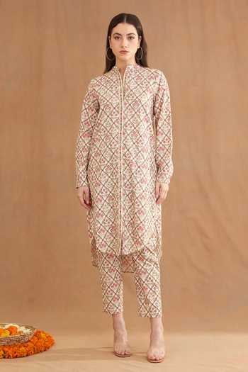 Nikasha_Red Cotton Embroidery Mandarin Collar Printed Kurta And Pant Set _Online_at_Aza_Fashions