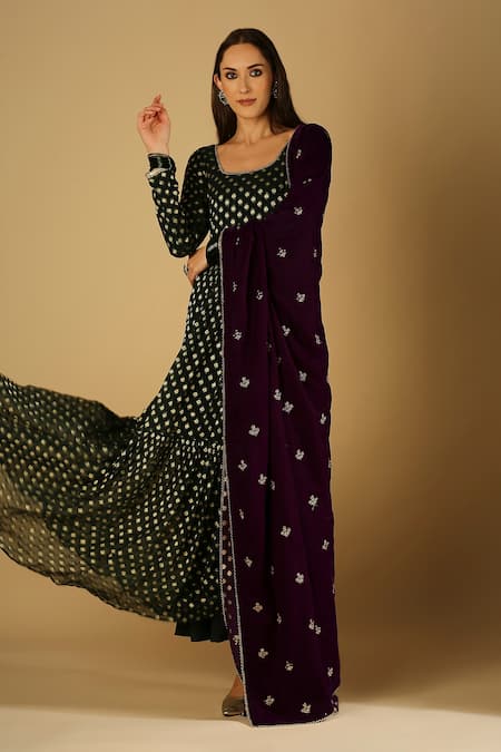 Monk & Mei By Sonia Anand Green Velvet, Brocade Chains, Embroidery Woven Floral Anarkali Set With Dupatta Online at Aza Fashions Monk & Mei By Sonia Anand_Green Velvet, Brocade Chains, Embroidery Woven Floral Anarkali Set With Dupatta _Online_at_Aza_Fashions