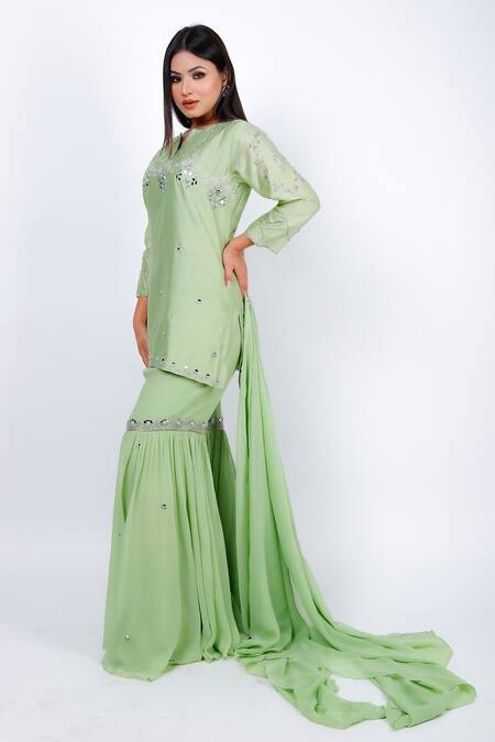 Geetika Jain_Green Chanderi, Georgette Mirrors, Sequins, Cut Work Embellished Yoke Kurta Set_Online_at_Aza_Fashions