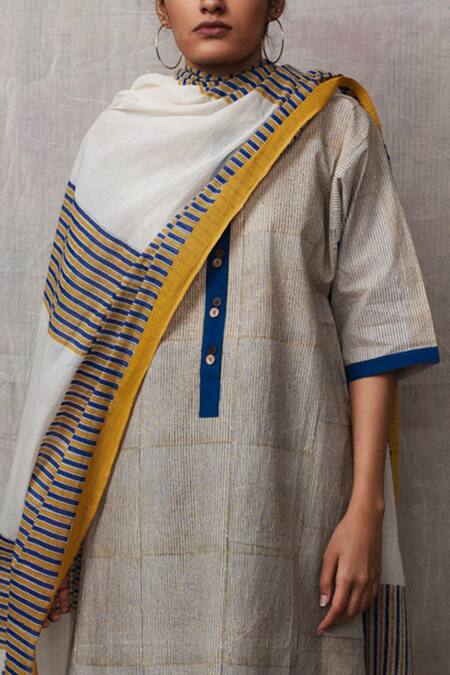 Banana Labs Blue Cotton Plain Round Front Slit Kurta Set Online at Aza Fashions Banana Labs_Blue Cotton Plain Round Front Slit Kurta Set _Online_at_Aza_Fashions