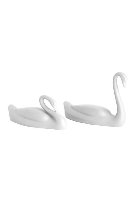 H2h White Polyresin Swan Sculptures - Set Of 2 Online at Aza Fashions H2h_White Polyresin Swan Sculptures - Set Of 2_Online_at_Aza_Fashions