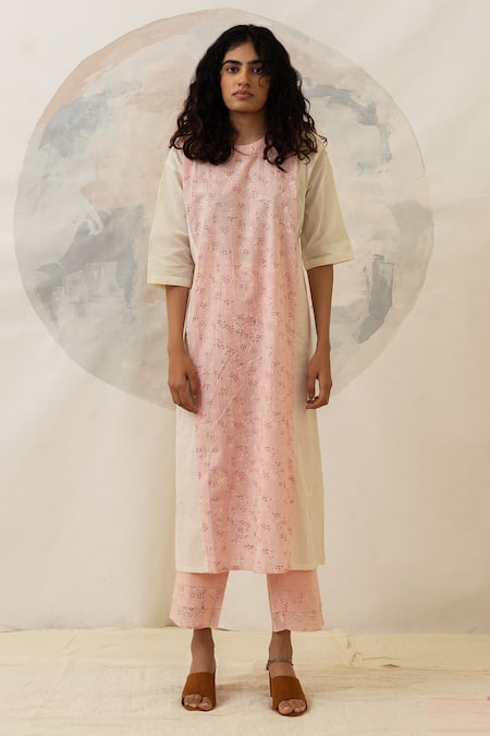 Banana Labs_Pink Cotton Round Neck Geometric Print Kurta And Pant Set _Online_at_Aza_Fashions