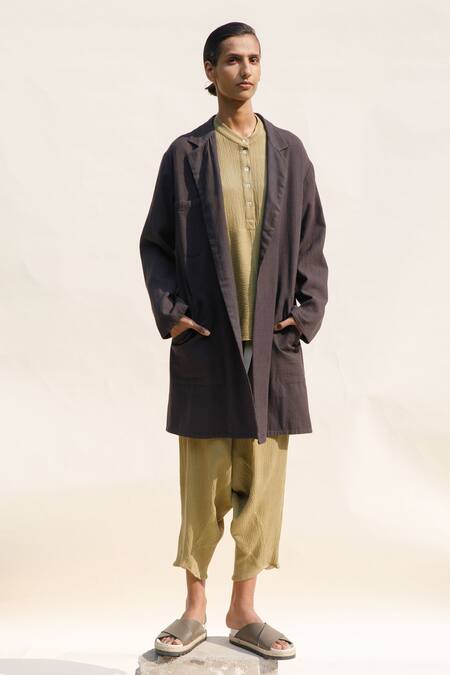 Urvashi Kaur_Grey Cotton Collared Sombra Block Print Jacket _Online_at_Aza_Fashions