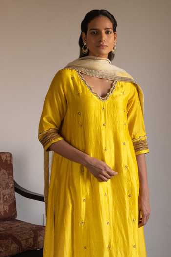 Shorshe Clothing_Yellow Chanderi, Silk Embroidery V-neck And Zari Kurta With Pant_Online_at_Aza_Fashions