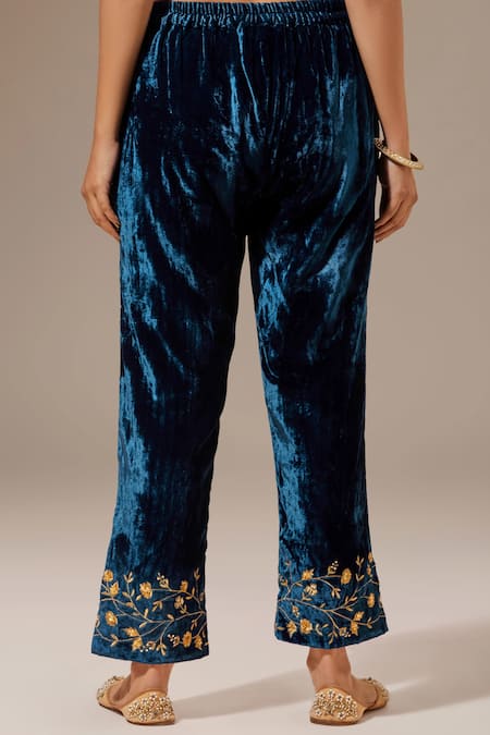 Anantaa By Roohi_Blue Velvet Floral Embroidered Placed Palazzo Pant _Online_at_Aza_Fashions