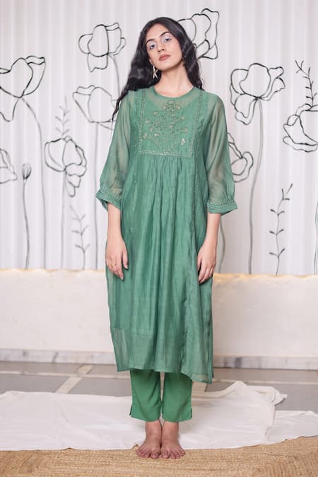 Tatwa_Green Handloom Cotton, Viscose, Silk Chanderi Floral Kurta And Pant Set_Online_at_Aza_Fashions
