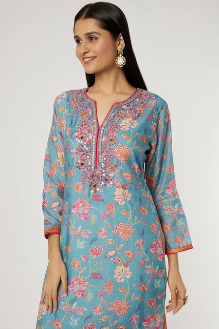 Gopi Vaid Blue Cotton, Silk Embroidery Split V-neck Naaz Floral Pattern Tunic Online at Aza Fashions Gopi Vaid_Blue Cotton, Silk Embroidery Split V-neck Naaz Floral Pattern Tunic_Online_at_Aza_Fashions