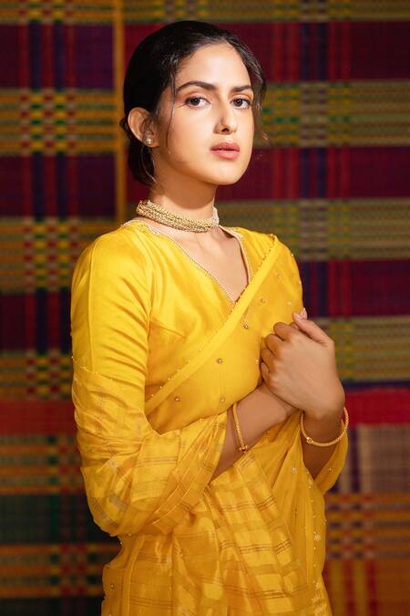 Deep Thee_Yellow Chanderi, Organza Embroidery V-neck Haldi Striped Saree With Blouse _Online_at_Aza_Fashions