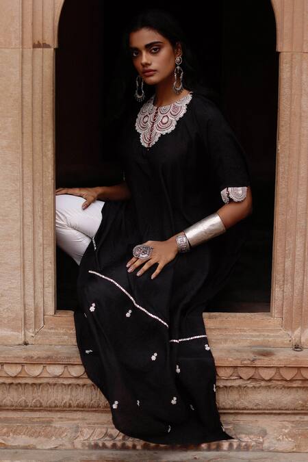 Avacara Black Kaftan Silk Embroidered Marodi Round Work With Pant Online at Aza Fashions Avacara_Black Kaftan Silk Embroidered Marodi Round Work With Pant _Online_at_Aza_Fashions