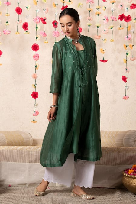 Marche Emerald Green Cape Chanderi, Inner And Pant Cotton Round Paneled & Set Online at Aza Fashions Marche_Emerald Green Cape Chanderi, Inner And Pant Cotton Round Paneled & Set _Online_at_Aza_Fashions