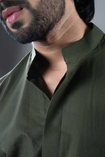 Hilo Design_Green Cotton Plain Mandarin Collar Shirt _Online_at_Aza_Fashions