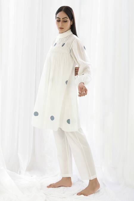 Khat_White , Handloom High Neck Pleated And Polka Pattern Tunic & Pant Set _Online_at_Aza_Fashions