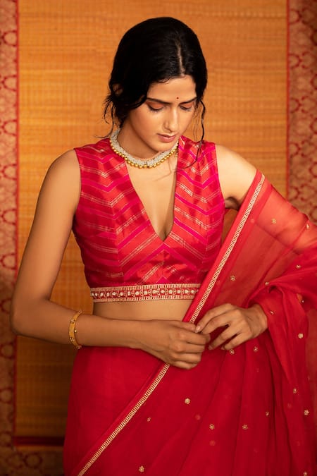 Deep Thee_Red Silk, Organza Embroidery Plunge Neck Sita Hand Palla Saree With Blouse _Online_at_Aza_Fashions