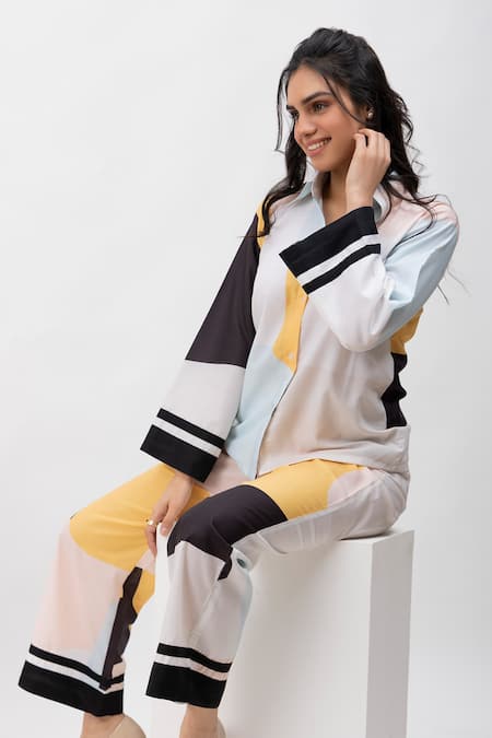 Dawn And Dusk Multi Color Cotton Collared Amber Printed Shirt And Pyjama Set Online at Aza Fashions Dawn And Dusk_Multi Color Cotton Collared Amber Printed Shirt And Pyjama Set_Online_at_Aza_Fashions