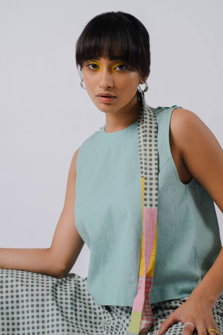 Tussah By Siddhi Shah Green Cotton Round Neck Crop Top Online at Aza Fashions Tussah By Siddhi Shah_Green Cotton Round Neck Crop Top _Online_at_Aza_Fashions