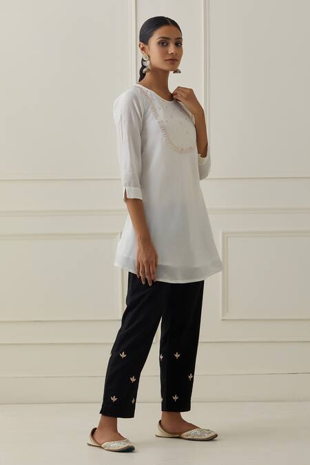 Buy_Kamaltaas_Off White Chanderi Silk, Cotton Embroidery, Piping Hand A-line Kurta And Pant Set_Online_at_Aza_Fashions