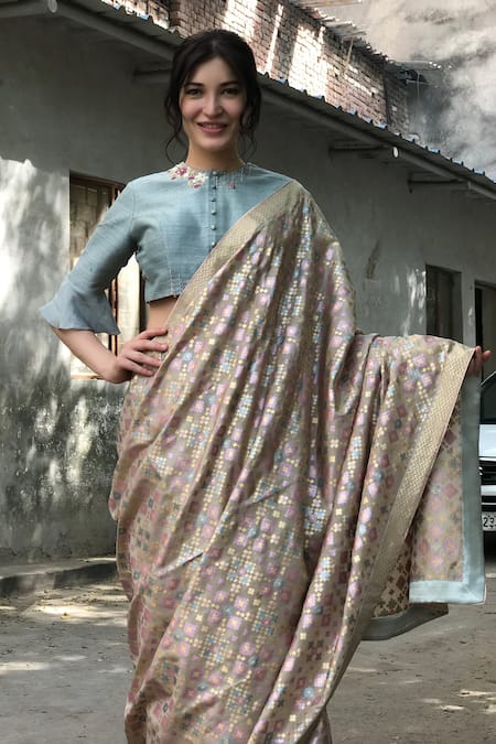 I Am Design_Beige Silk Ikat Print, Floral And Kantha Embroidery Round Saree With Blouse _Online_at_Aza_Fashions