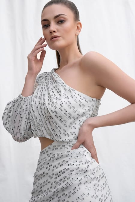 Shop Amrta By Guneet Kondal White Viscose, Georgette Embroidery Asymmetric, One Shoulder Waist Cut Out Dress Online at Aza Fashions Shop_Amrta By Guneet Kondal_White Viscose, Georgette Embroidery Asymmetric, One Shoulder Waist Cut Out Dress _Online_at_Aza_Fashions