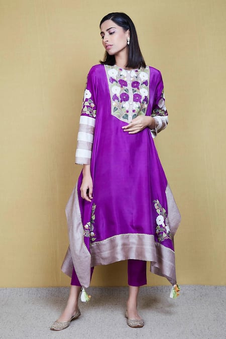 Sue Mue Silk Embroidered Kurta & Pant Set 