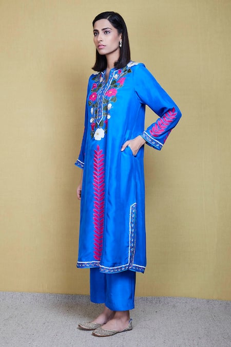 Buy_Sue Mue_Blue Silk, Organza Round Embroidered Kurta Set_Online_at_Aza_Fashions