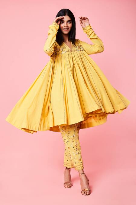 Sue Mue_Yellow Cotton Dori, Floral, Resham, Parsi Gathered Sleeve Short Anarkali Set_Online_at_Aza_Fashions