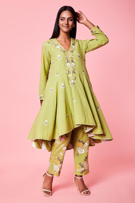 Sue Mue_Green Cotton Zari And Resham Work V Neck Anarkali Set_Online_at_Aza_Fashions