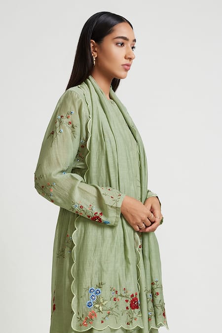 Buy_Payal Pratap_Green Floral Motifs Nemesia Embroidered Scarf _Online_at_Aza_Fashions