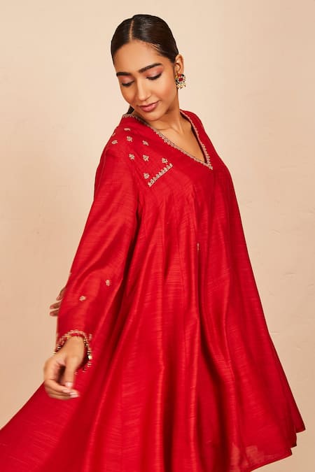 Sue Mue Red Tussar, Georgette Embroidery, Zari, Diamonds Neckline Anarkali And Salwar Set Online at Aza Fashions Sue Mue_Red Tussar, Georgette Embroidery, Zari, Diamonds Neckline Anarkali And Salwar Set _Online_at_Aza_Fashions