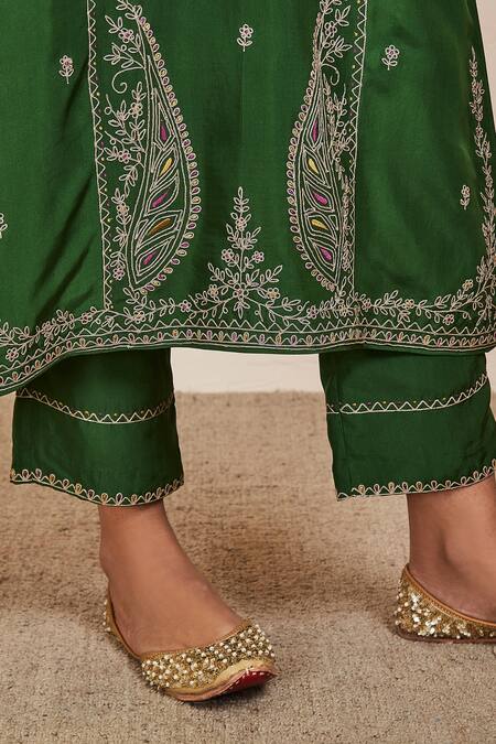 Buy Sue Mue Green Silk, Chiffon Zari, Embroidery Round Neck Niva Kurta Pant Set Online at Aza Fashions Buy_Sue Mue_Green Silk, Chiffon Zari, Embroidery Round Neck Niva Kurta Pant Set _Online_at_Aza_Fashions
