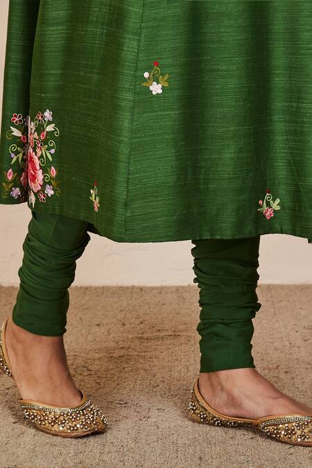 Shop_Sue Mue_Green Tussar, Georgette, Lycra, Silk Embroidery V-neck Shambhavi Kurta Set _Online_at_Aza_Fashions
