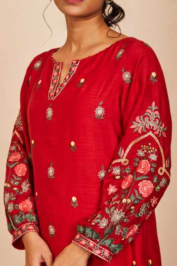 Buy_Sue Mue_Red Lycra, Georgette, Organza, Tussar Embroidery, Tassels Ardita Kurta Set _Online_at_Aza_Fashions