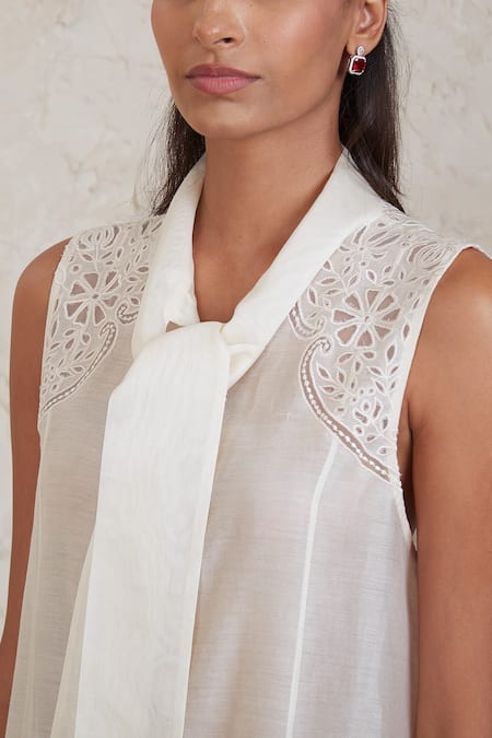 Shop Sue Mue Off White Chanderi Cut Work Turtle Neck Ifza Handwoven Pure Pant Set Online at Aza Fashions Shop_Sue Mue_Off White Chanderi Cut Work Turtle Neck Ifza Handwoven Pure Pant Set _Online_at_Aza_Fashions