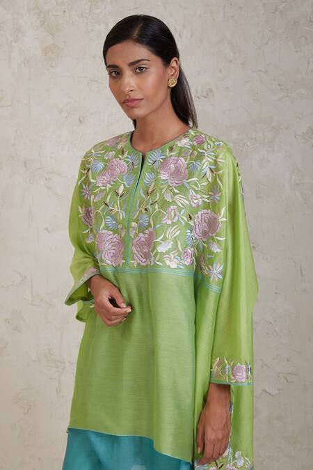 Shop_Sue Mue_Green Chanderi Embroidery Split V-neck Zimal Kaftan And Pant Set _Online_at_Aza_Fashions