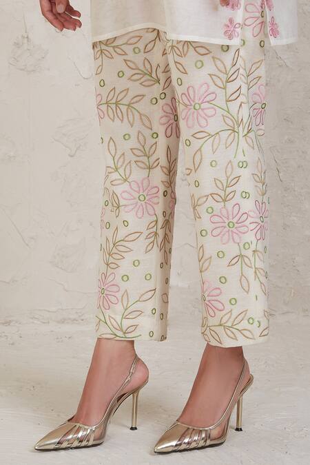Sue Mue Off White Chanderi Embroidery Plunge Neck Amal Handwoven Kurta Pant Set Online at Aza Fashions Sue Mue_Off White Chanderi Embroidery Plunge Neck Amal Handwoven Kurta Pant Set _Online_at_Aza_Fashions