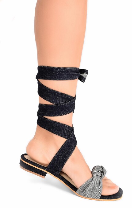 Buy SHOETOPIA Black Strappy Synthetic Lace Up Women's Party Wear Sandals |  Shoppers Stop